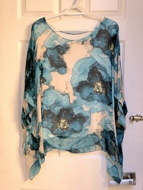 Womens Giusy Made In Italy Silk Over-lay Top